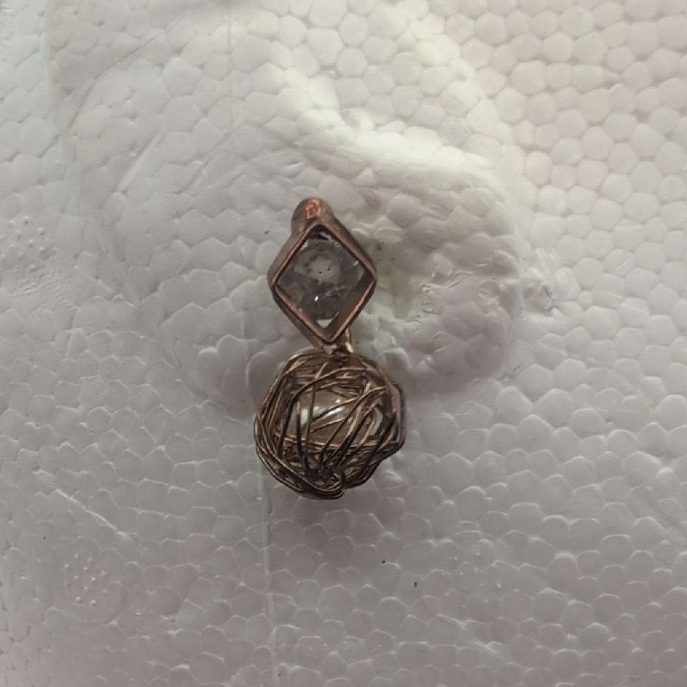 Elegant Gold Toned Wire Wrapped Stud Earrings